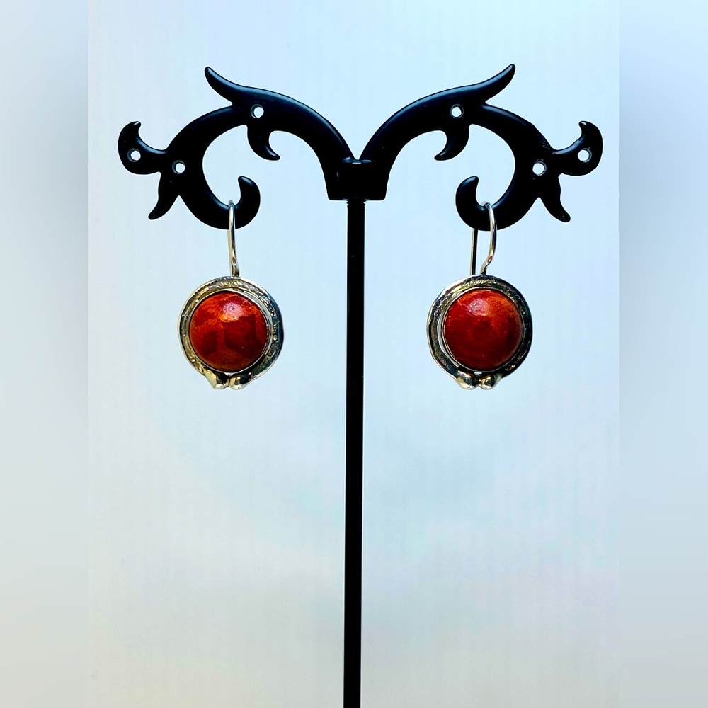 Silpada VERY RARE HTF Sterling Silver Sponge Coral Locking Wire Drop Earrings